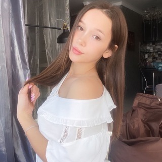 Ellie Leen