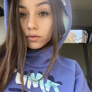 Melanie Pavola